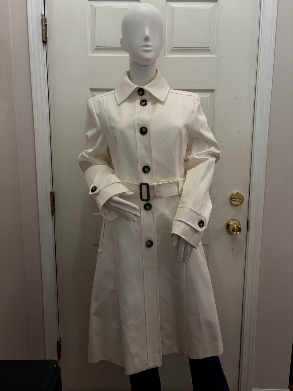 Burberry Classic Women's Cream Trench Coat with Belt